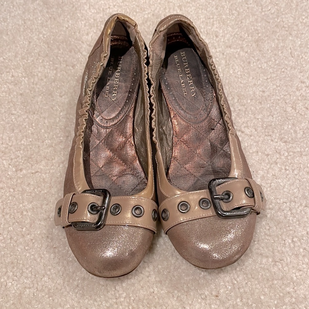 Burberry Blue Label Gold Shoes with Short Heel